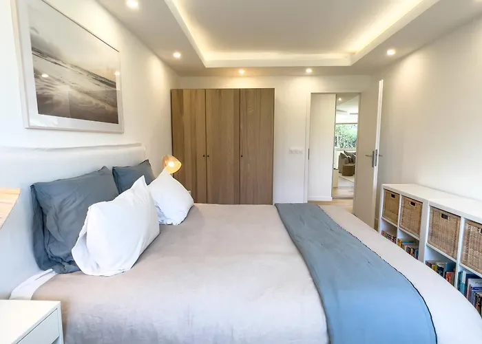 Salis - Sea View - 4 People * אנטיב